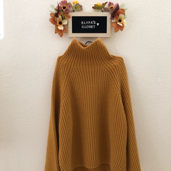 oversized turtleneck - Picture 3 of 7